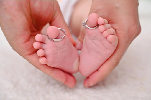 滦南怀孕肚子一边高一边低